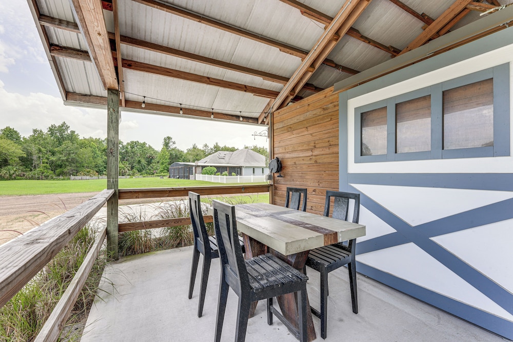 Farmhouse Hideaway w/ Covered Patio in Kissimmee
