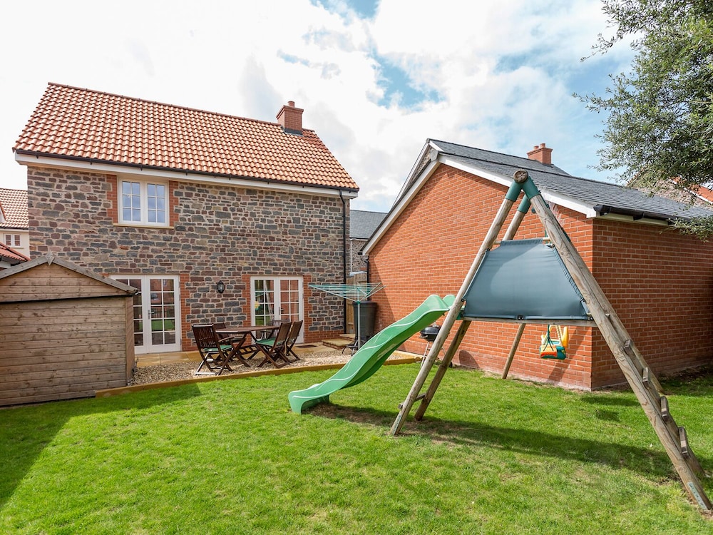 Tus Nua Cottage