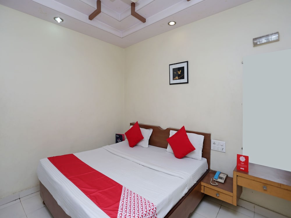 OYO 12914 Hotel Jagdish