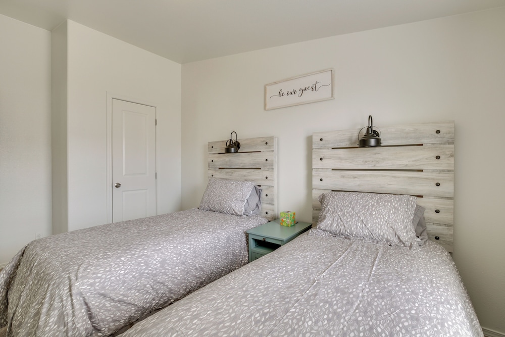 1 Mi to Main Street: Cozy Retreat in Portales
