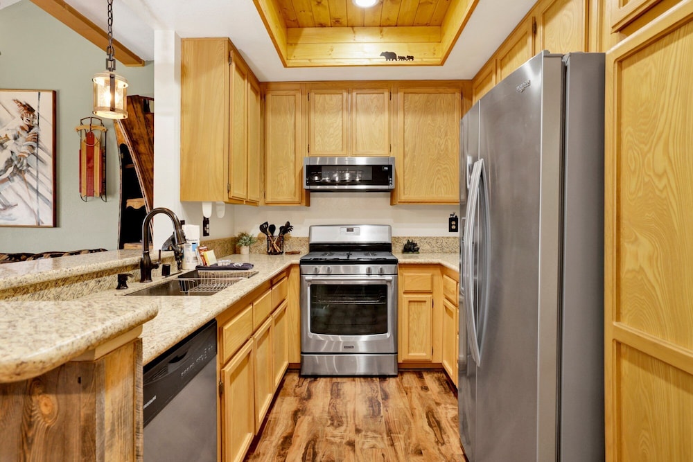 Woodland Retreat #2548