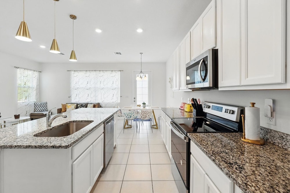 1421ds-the Enclaves At Festival 3 Bedroom Townhouse