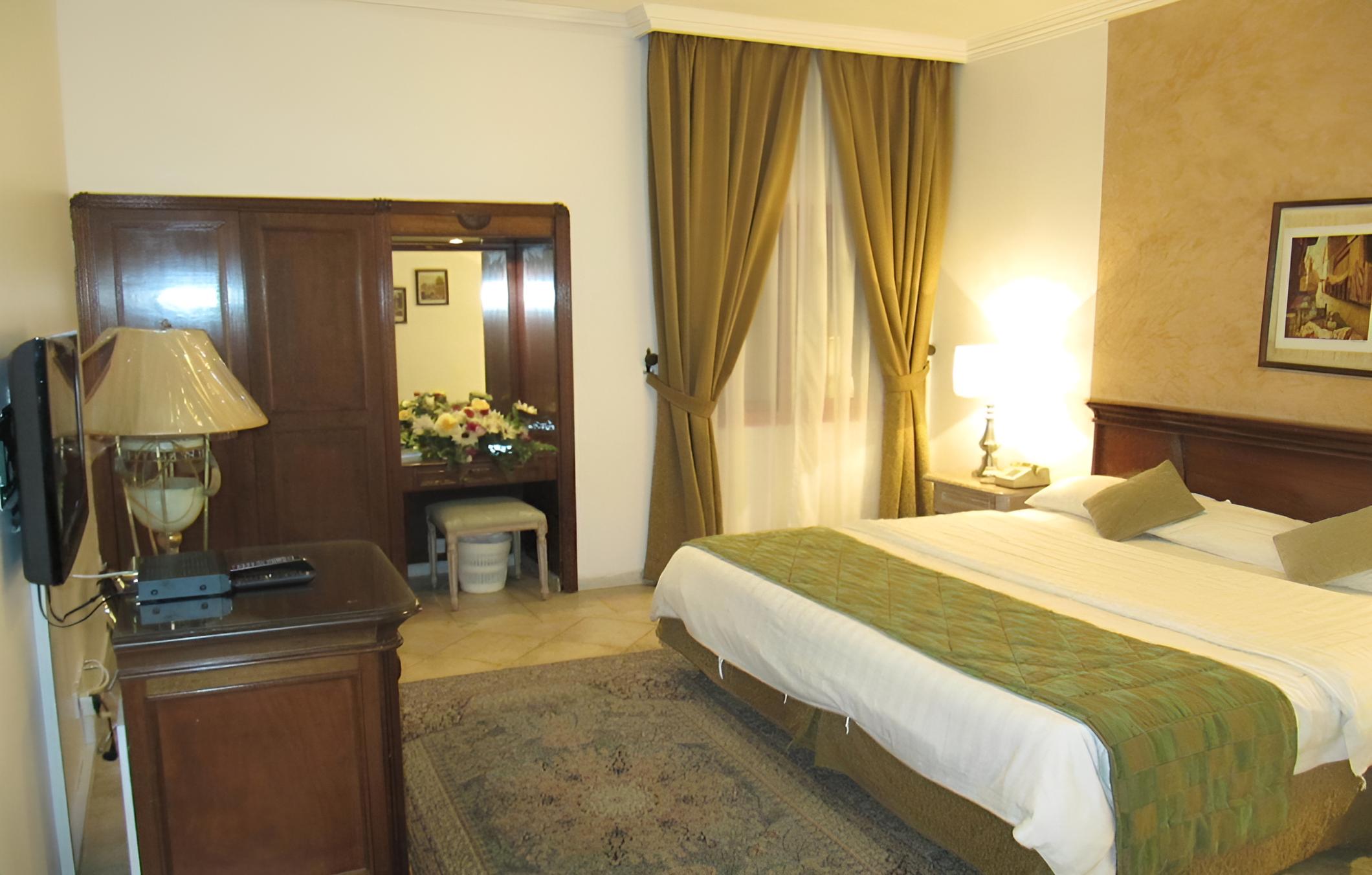 Rotanah Hotel