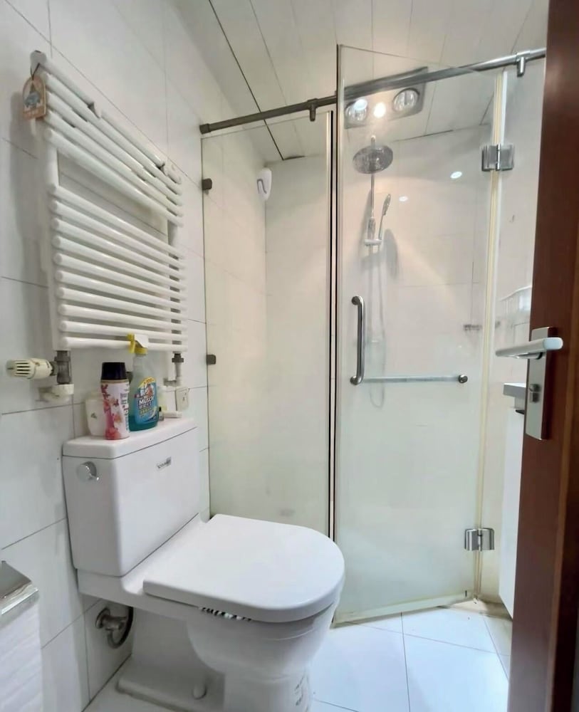 Beijing Furnished Apt with Queen bed