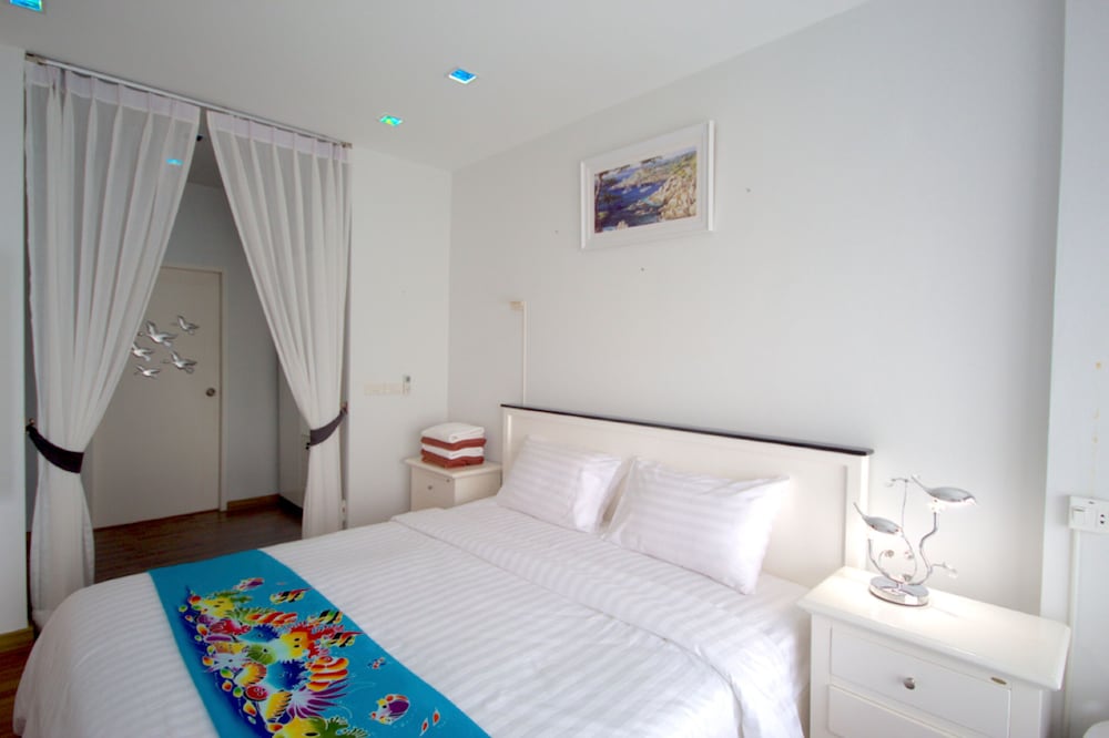 At Sea Condo