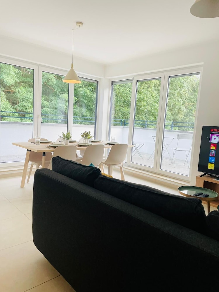Luxury Green Penthouse Terrace & Parking