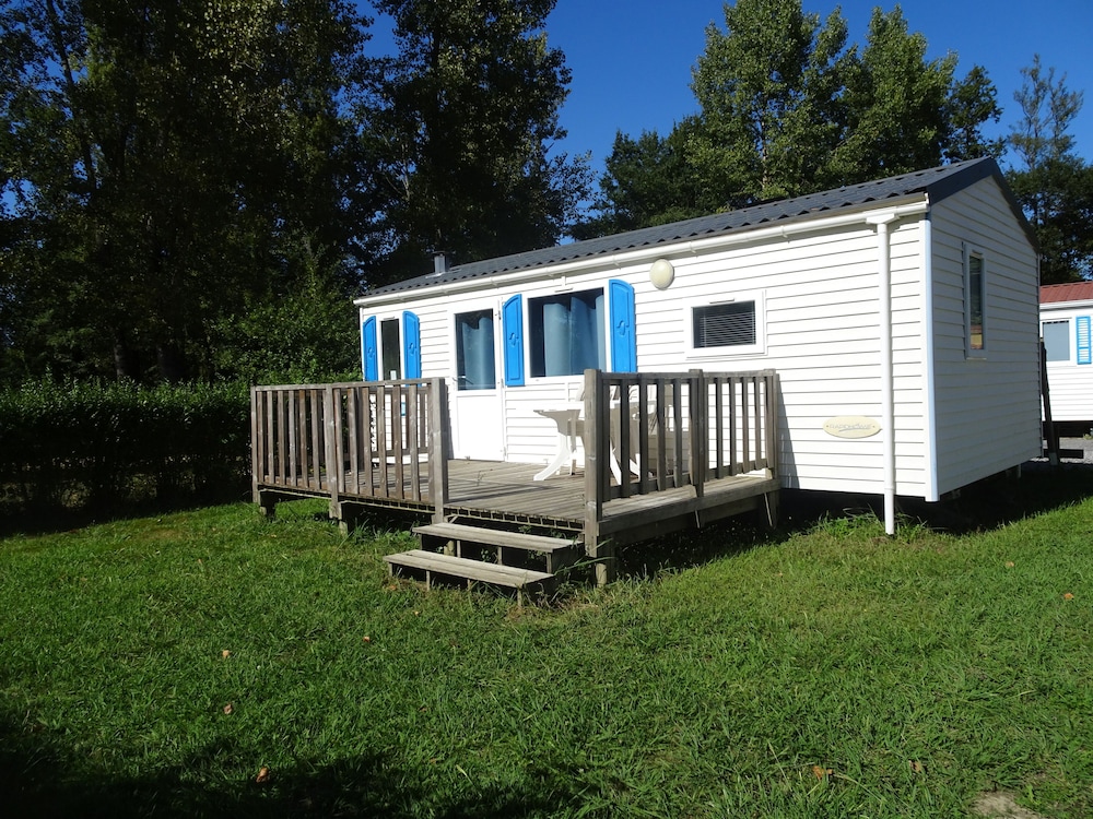 Camping la Comtesse view 4