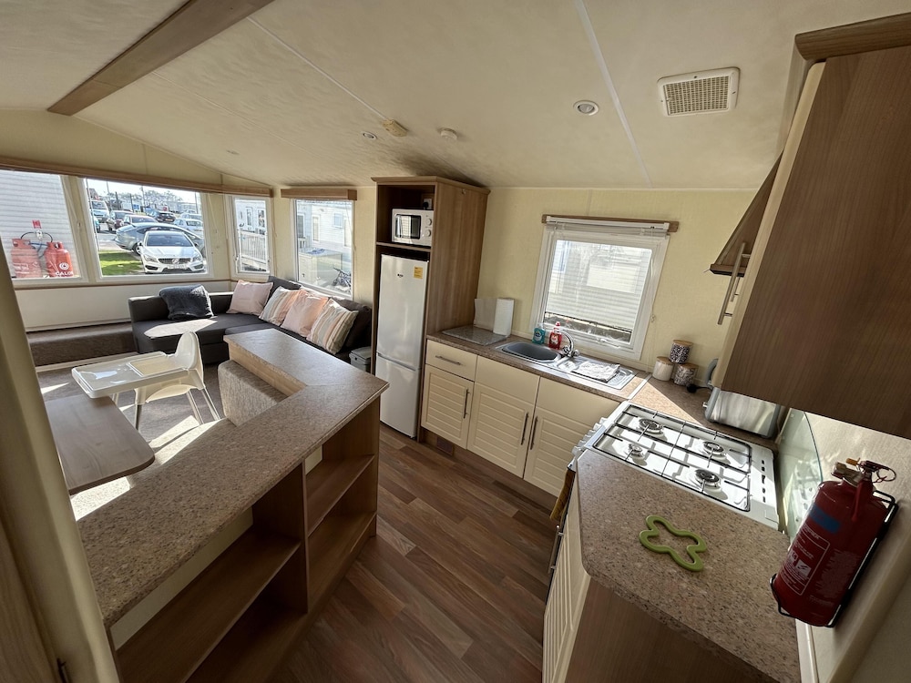 Lovely 2-bed Lodge in St Osyth view 5