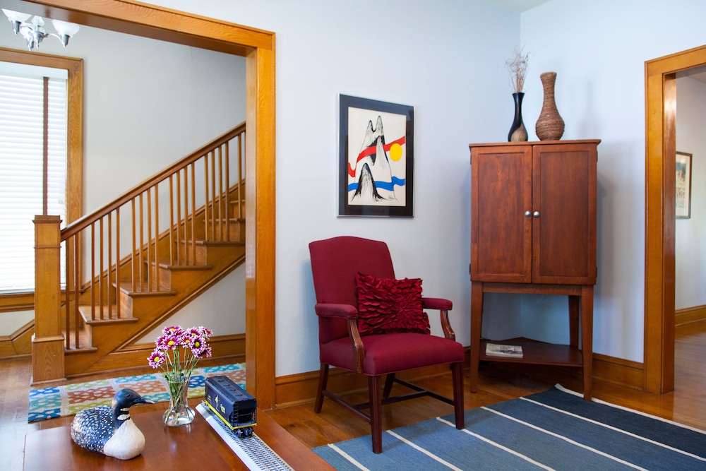 Beckley Vacations - The Guest House Inn on Courthouse Square - Property Image 4