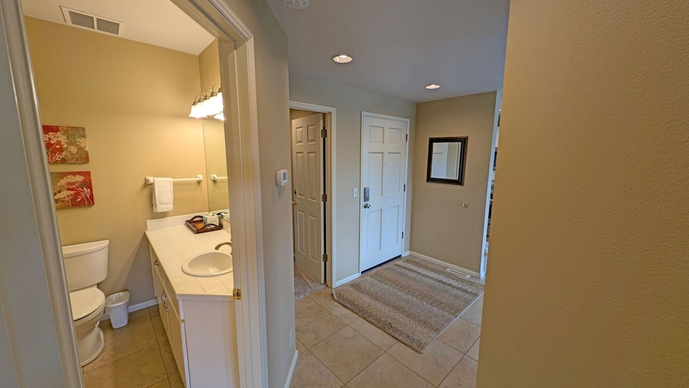 Mt Bachelor Village 332 A Sr 1 Bedroom Condo