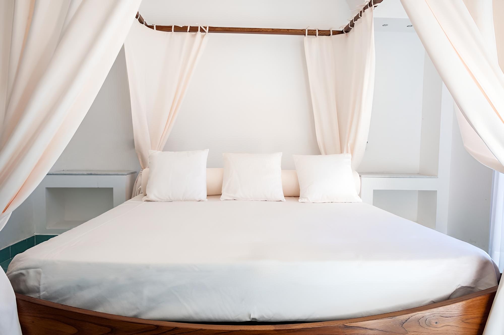 DONNARUMMA HOTEL