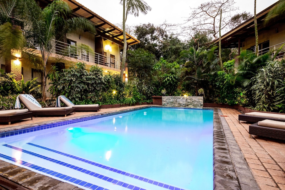 Forest Lodge