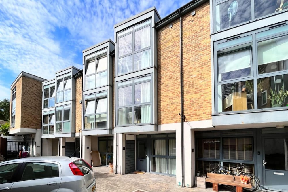 The Islington Place - Stunning 2bdr House