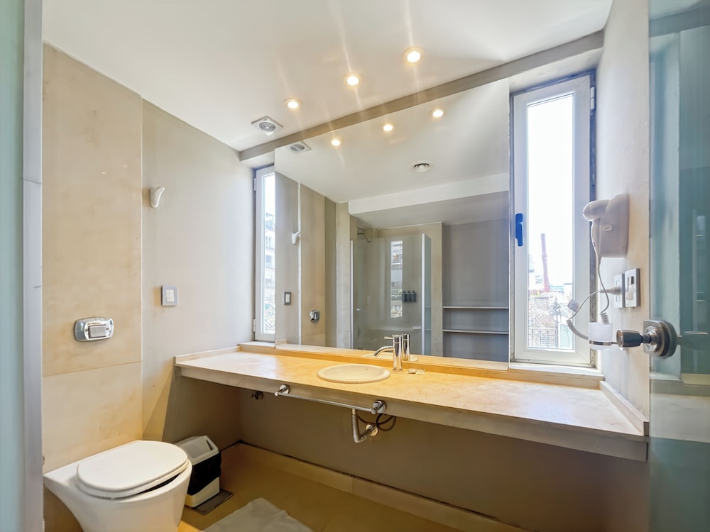 Ayres Suites Cochabamba