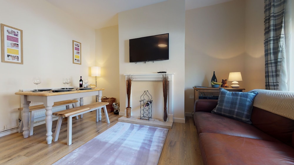 Stayzo Westminster Stylish House Accommodation