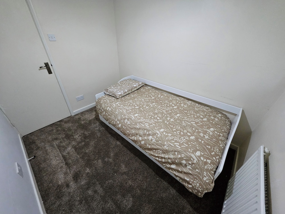 Stay,work, Relax Ideal for Crews and Long Stays
