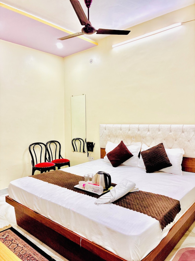 Shivanya guest house