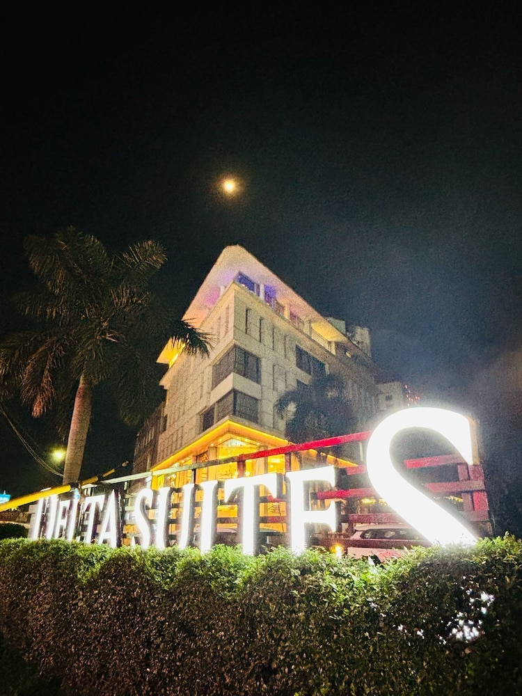 Delta Suites - The Soothing Luxury