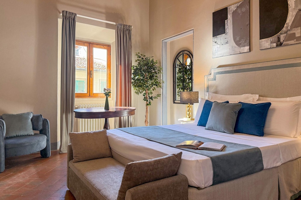 Exclusive 2BD Apt Near Galleria Dell Academia di Firence San Gallo