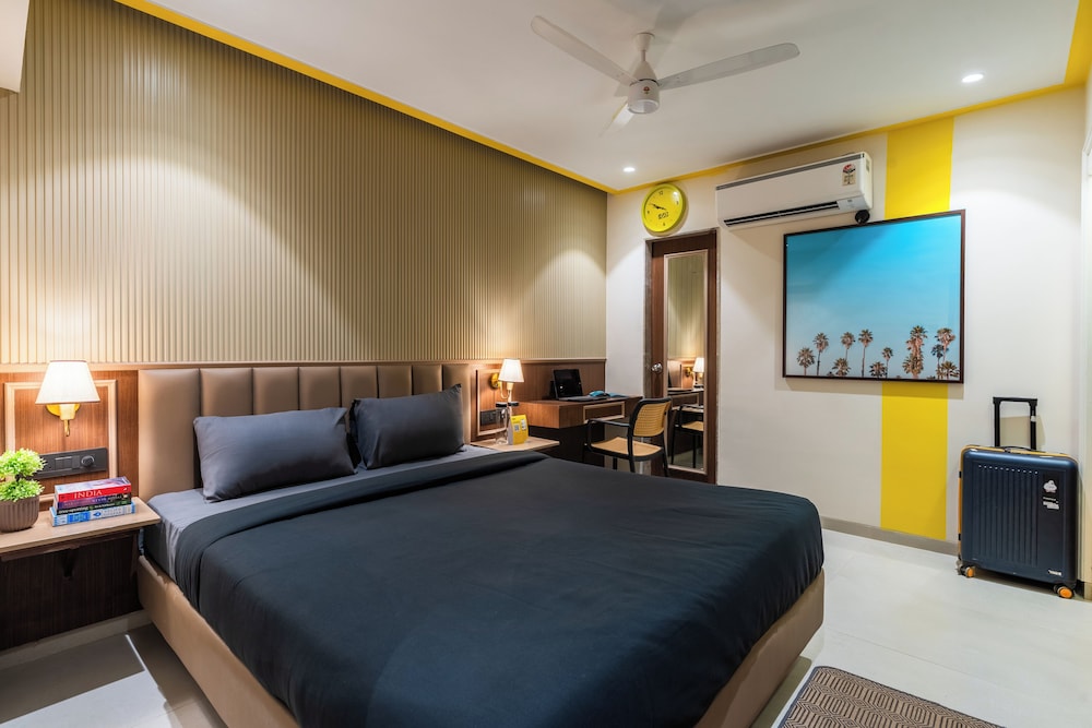 The Hosteller Mumbai, International Airport