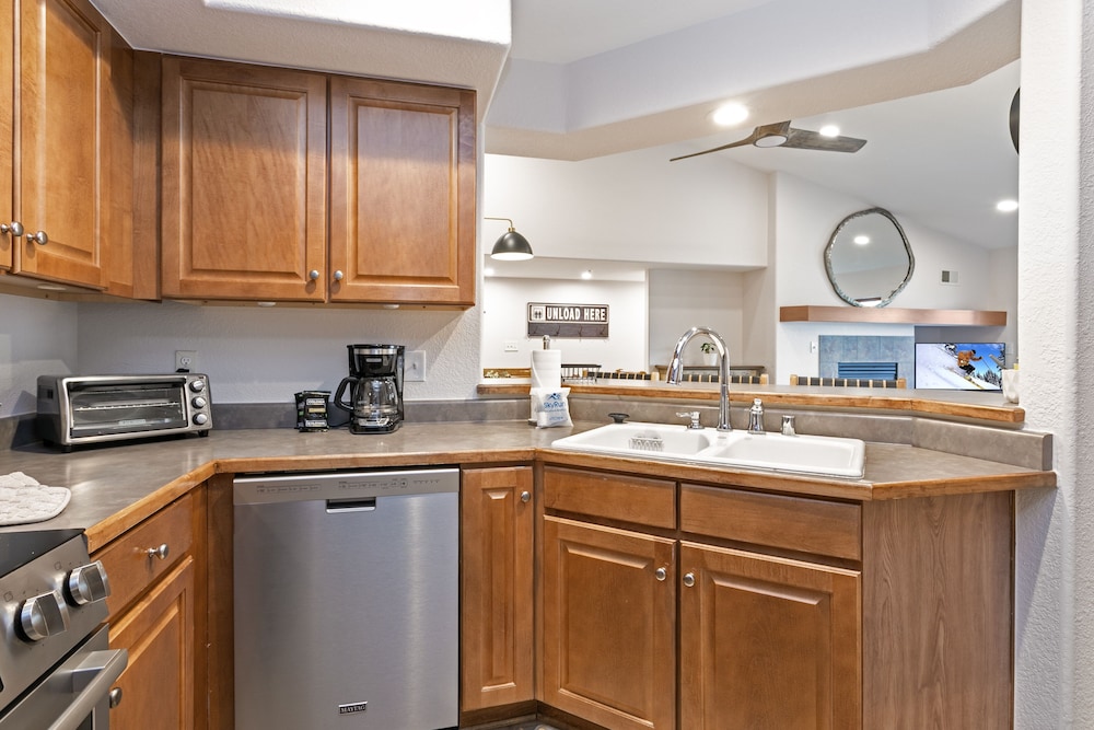 River Pines A303 3 Bedroom Condo