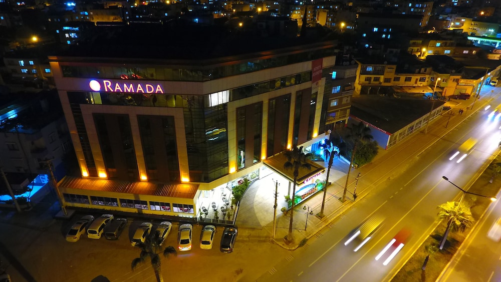 Ramada by Wyndham Mersin - Image 36