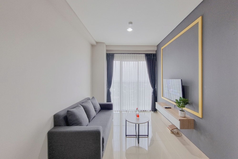 Well Furnished 1Br At Patraland Amarta Apartment