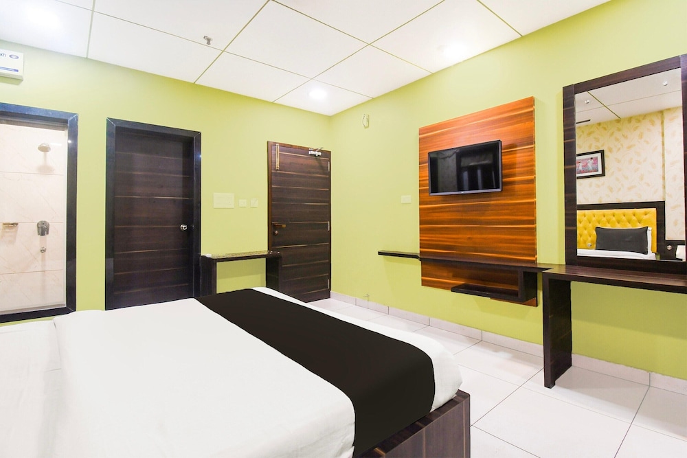 Premium Stays Near Marine Drive Puri