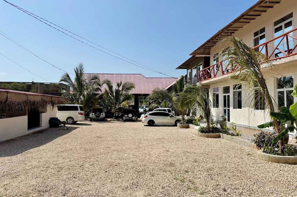 Zanzibar Lodge