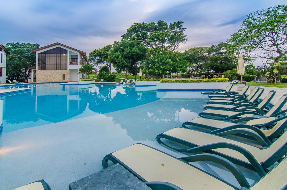 4 Bedroom Villa at Ocean Village