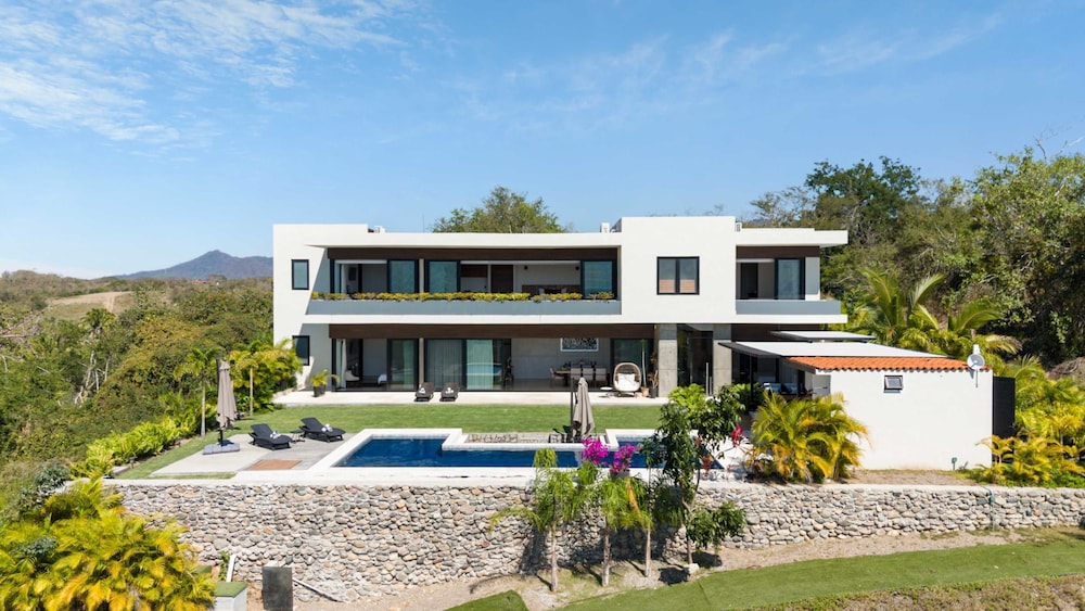 Punta De Mita - Luxury 7 BR Villa Oceanview
