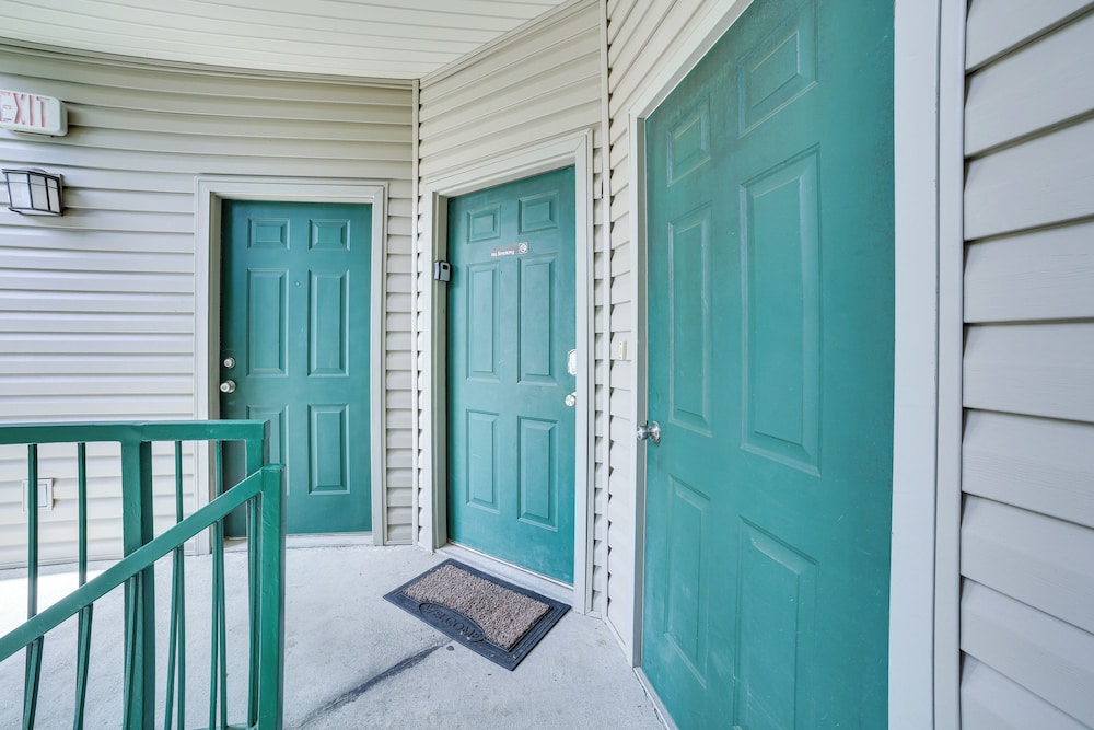 Game & Movie Rooms! Unit 4 Mi to Branson Landing