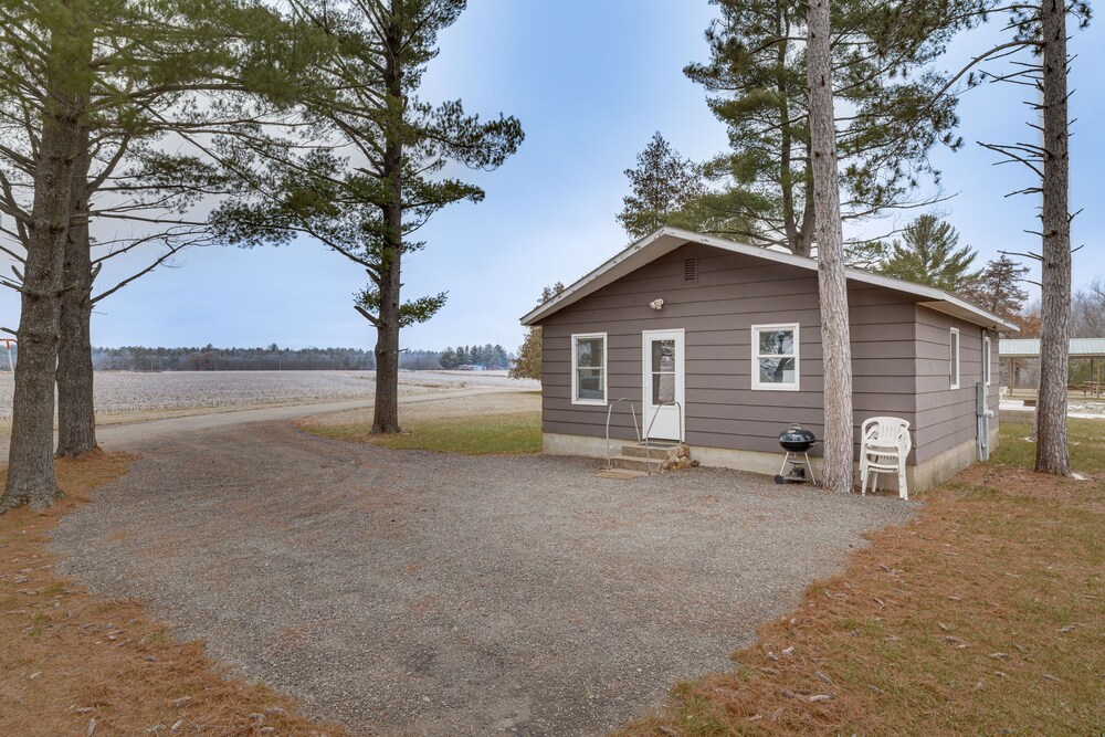 Pet-friendly Cabin Retreat: Wisconsin River Access view 3