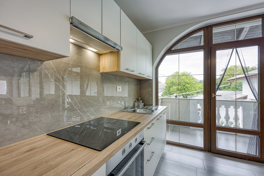 Cesar\'s Karst Apartments