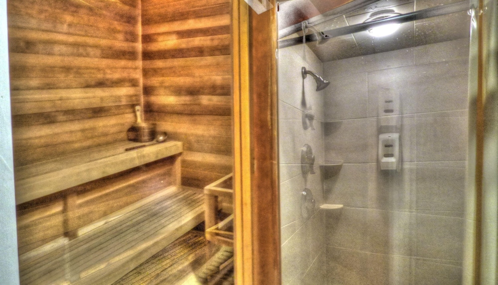 Ski-in/ski-out Mountain Side - Winter Shuttle Wifi Fireplace