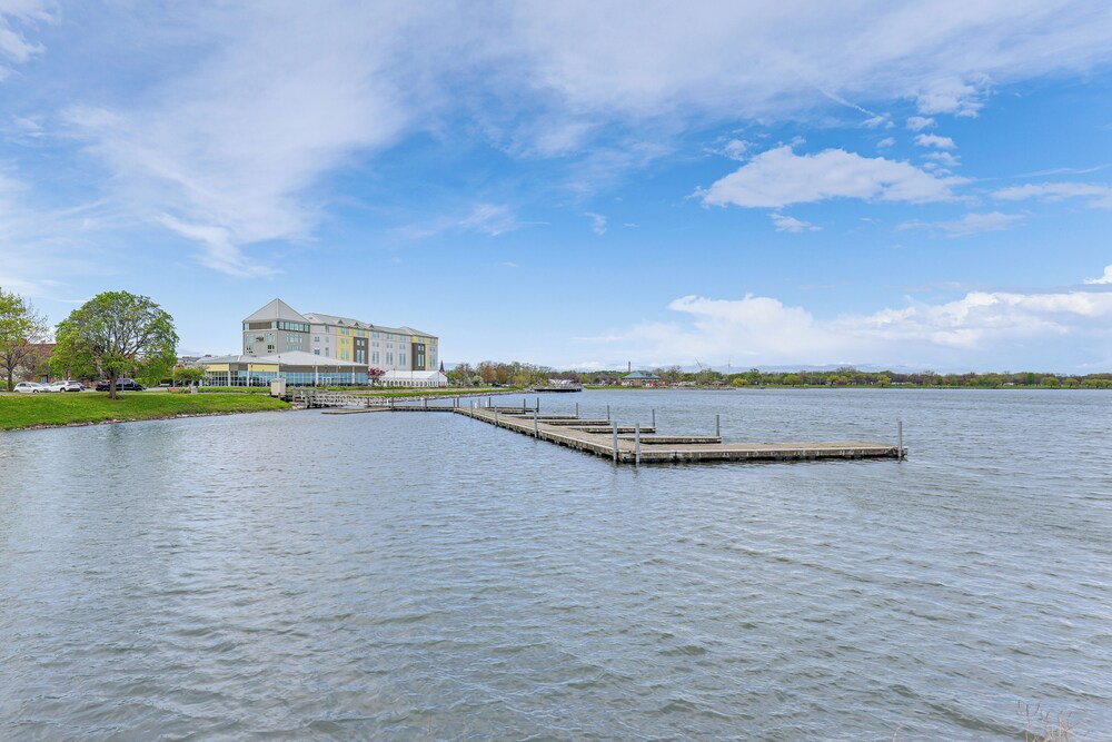 Walk to Downtown & Seneca Lake: Updated Retreat!