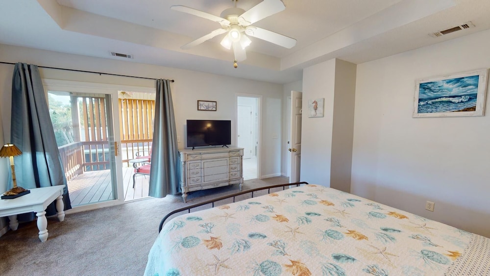 Rest Your Case - 2 Gabby Lane by Tybee Vacation Rentals