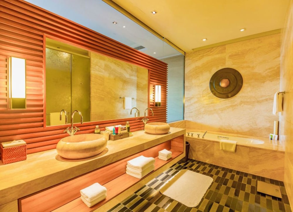 Raffles Hainan