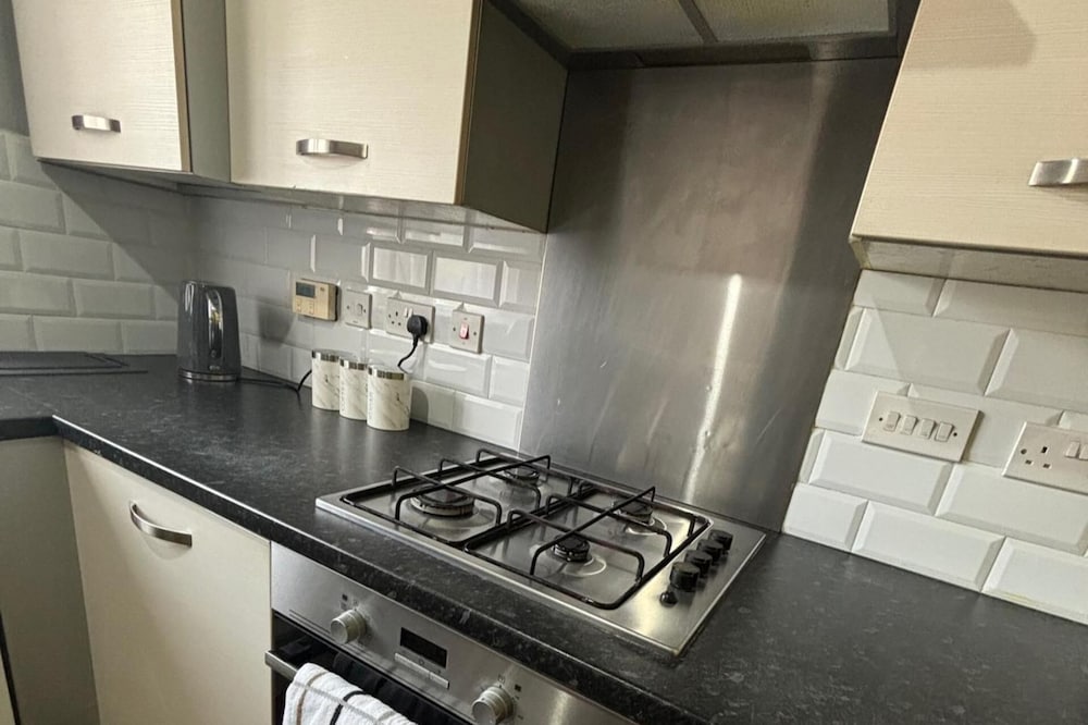 Trowbridge House, Long Stay Disc, Parking, Wifi
