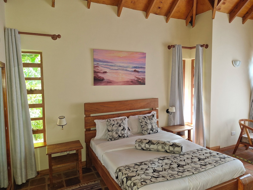 OD KIDI COTTAGES