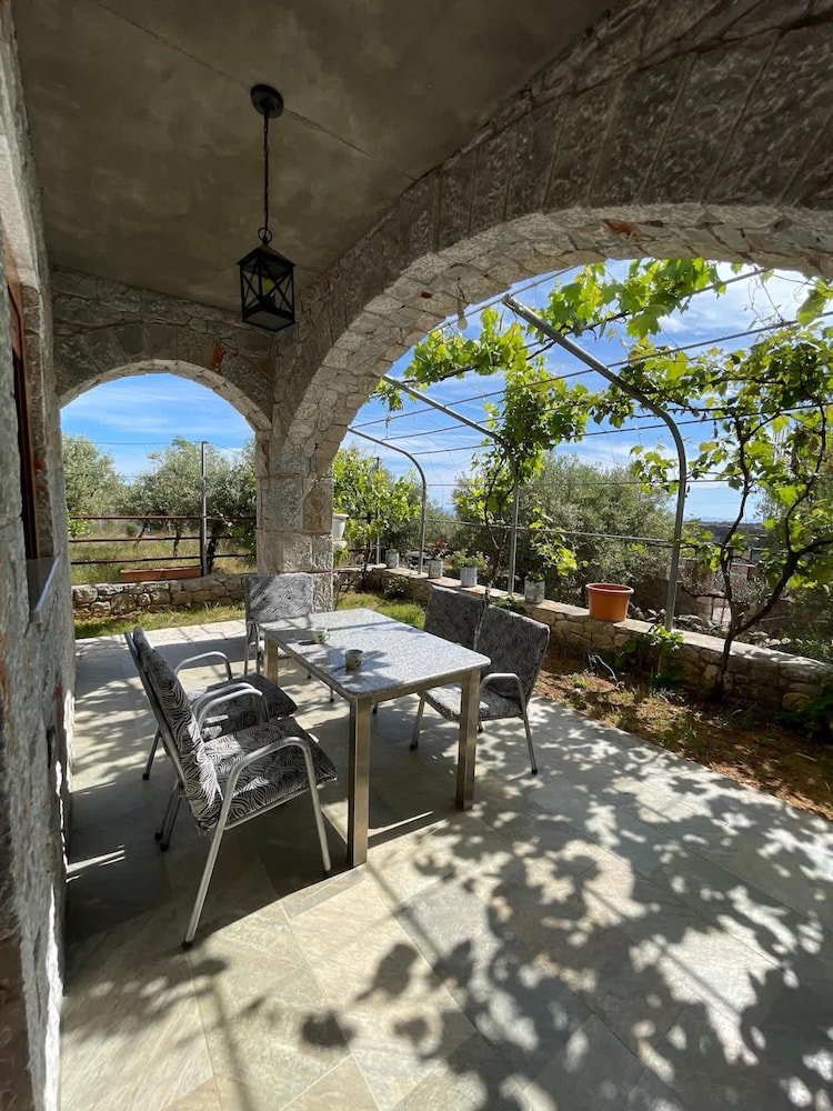 Stara Stone House Tranquil Garden Dazzling View