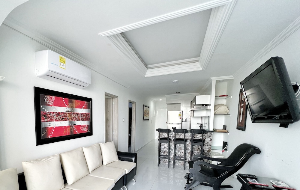 APARTAMENTO CON BALCON BY PARCEROS GROUP