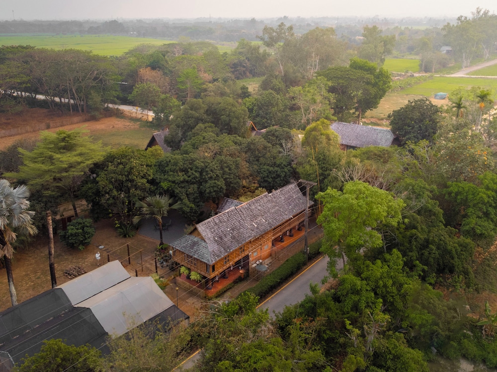 Ban MaeBo Local Stay