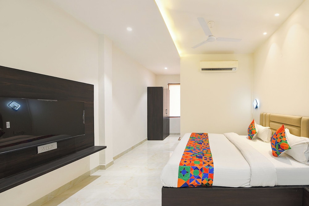 Fabhotel Kings 3 Farm
