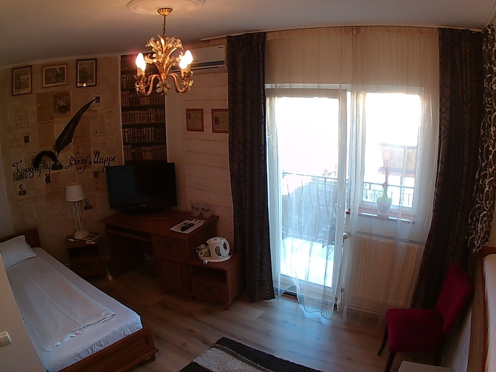 Photo 22