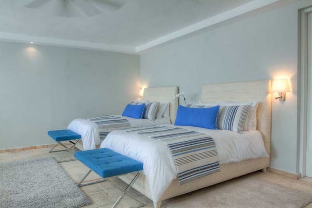 Casa Feliz by Unlimited Luxury Villas