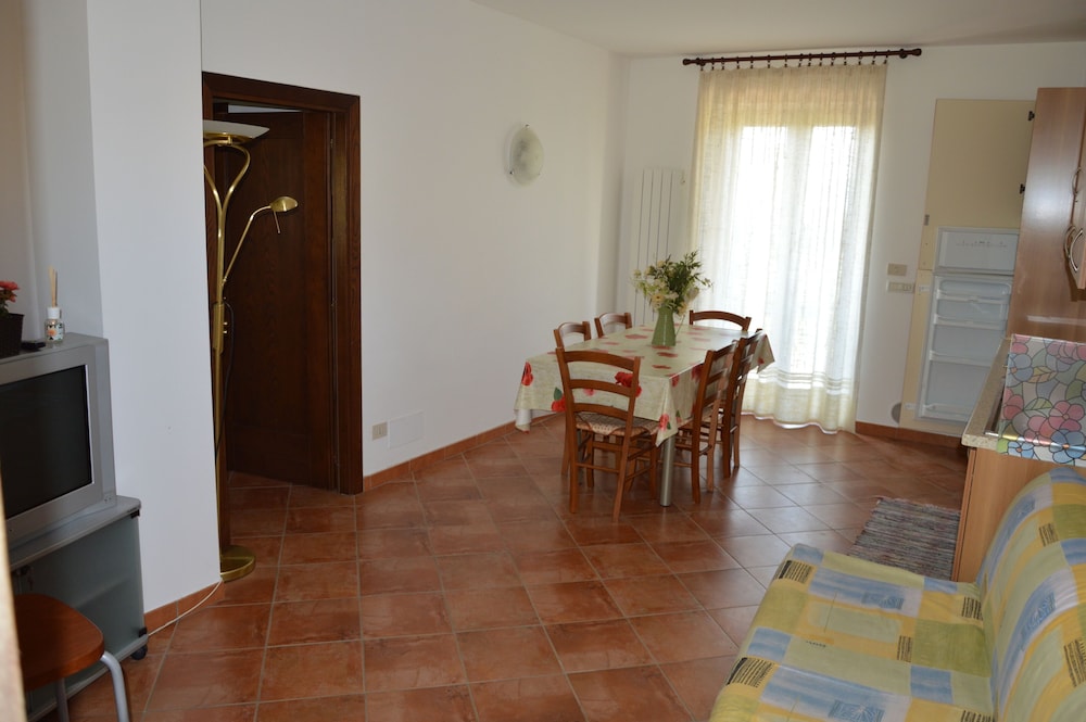 Stunning Vacation Rental in Provincia di Perugia, Italy view 4