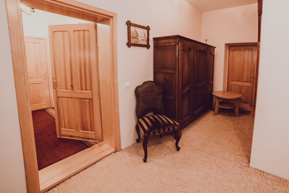 Photo 38