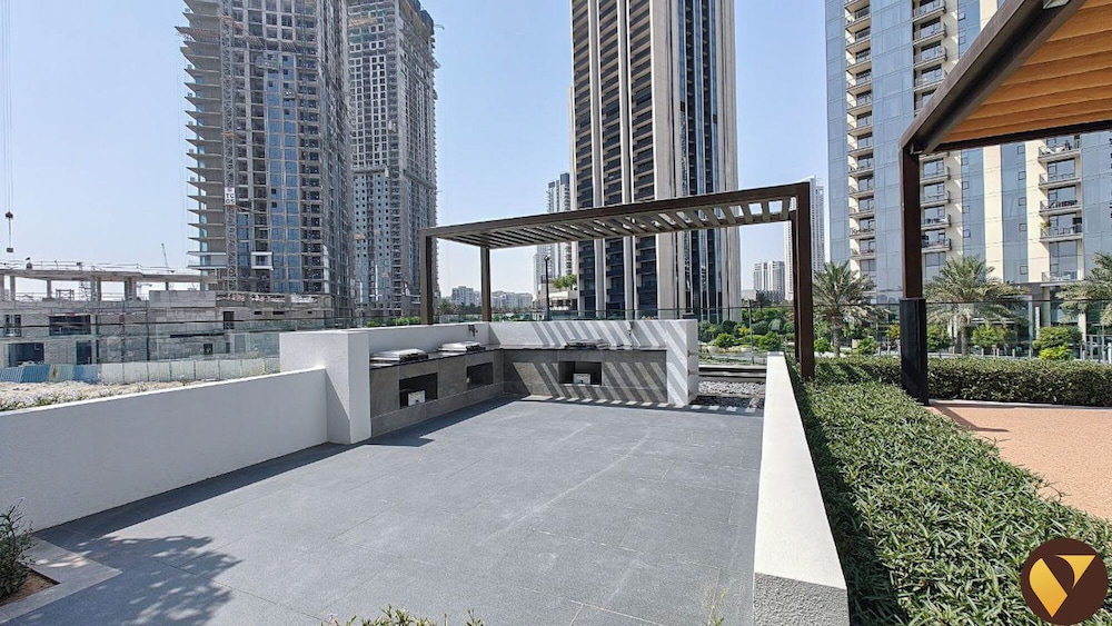 Vogue Creek Crescent Balcony Pool View