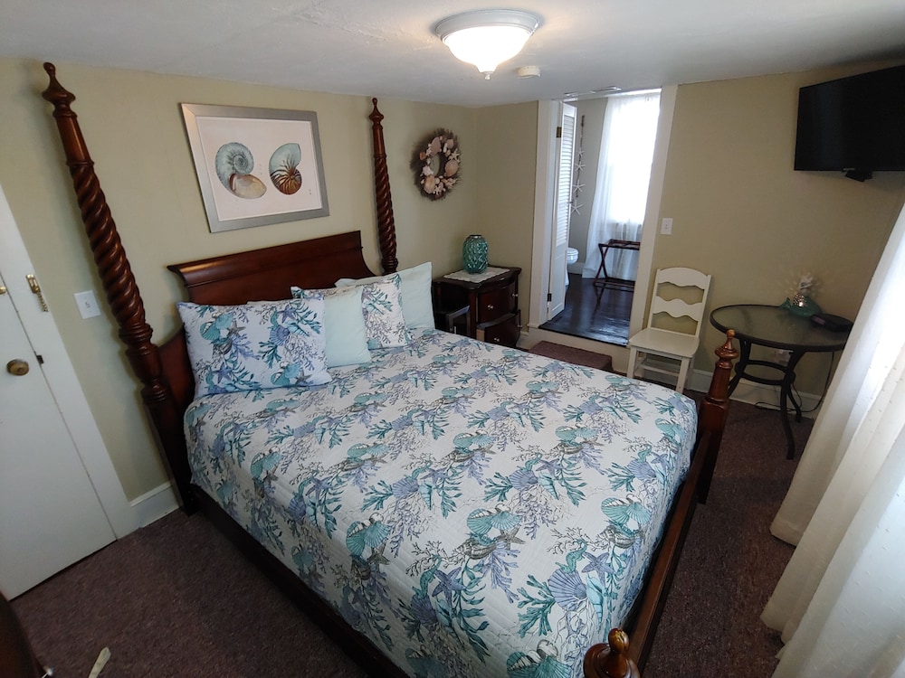 Island Guest House B&B